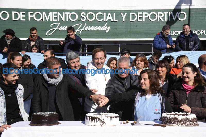 Jornada festiva por los 134 anos de Hernandez 1