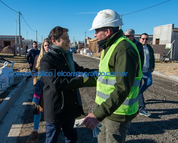 Kicillof presento el programa de creditos Buenos Aires CREA 1