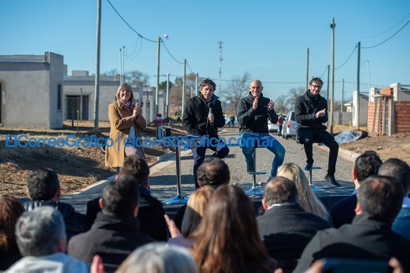 Kicillof presento el programa de creditos Buenos Aires CREA 6