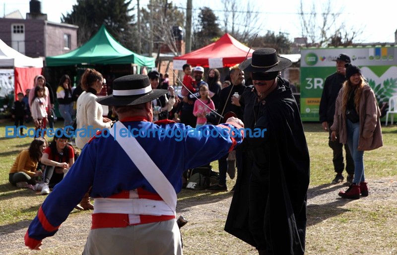 Festejos por los 138 anos de Melchor Romero 1