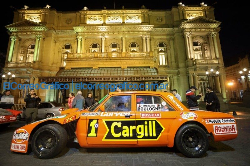 Gala en el Teatro Colon por los 85 anos de Turismo Carretera 1