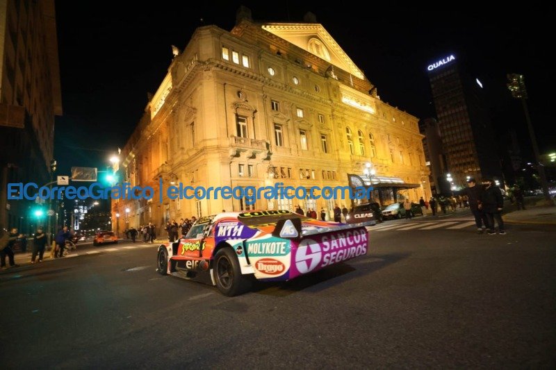 Gala en el Teatro Colon por los 85 anos de Turismo Carretera 2