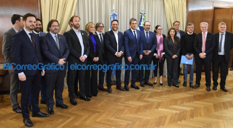 La Provincia se endeudó por USD 75 millones para construir escuelas La Provincia se endeudo por USD 75 millones para construir escuelas 1