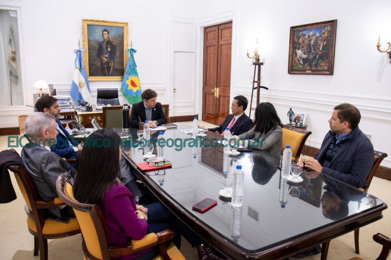 Kicillof recibio al Embajador de Vietnam 1