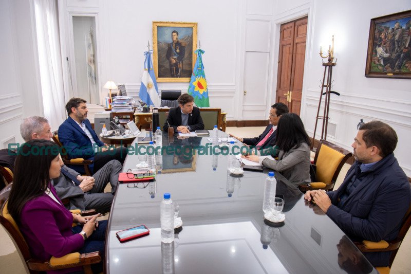 Kicillof recibio al Embajador de Vietnam 2