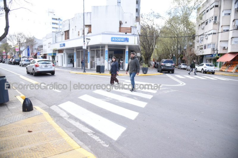 Tareas viales en el centro comercial Calle 12 2