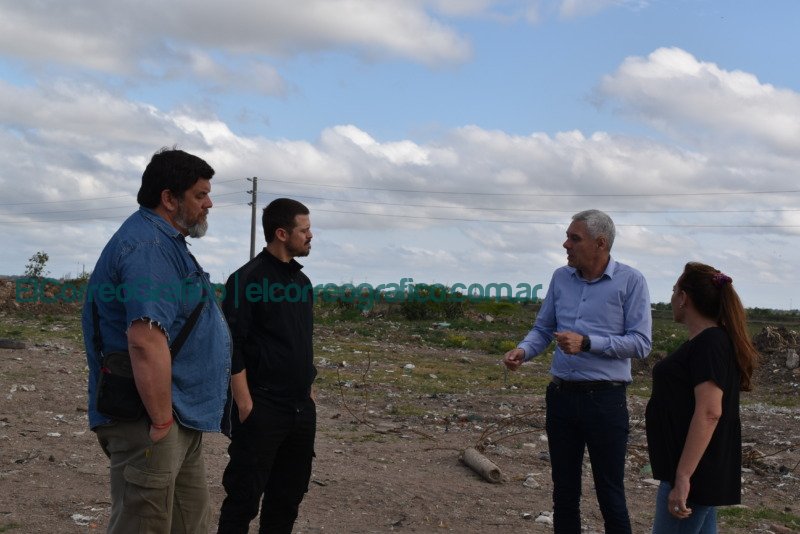 Buscan armar un sistema de reciclado con inclusion social en el denunciado basural del Corralon Municipal 2