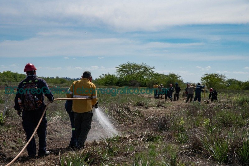 Formaciones de combate de incendios forestales para Guardaparques de la Provincia 2