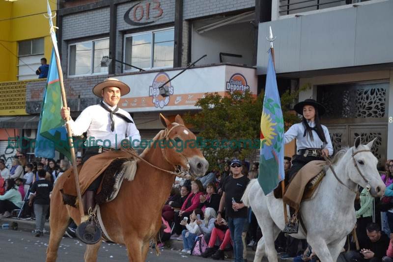 La 45° Fiesta Provincial del Inmigrante culmino con el Tradicional Desfile de Colectividades 11