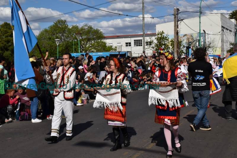 La 45° Fiesta Provincial del Inmigrante culminó con el Tradicional Desfile de Colectividades La 45° Fiesta Provincial del Inmigrante culmino con el Tradicional Desfile de Colectividades 21