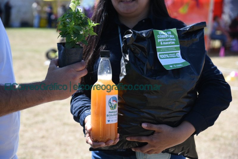 La Plata convierte los restos de poda en abono y los vecinos pueden buscarlo en el Parque Ecológico La Plata convierte los restos de poda en abono y los vecinos pueden buscarlo en el Parque Ecologico 2