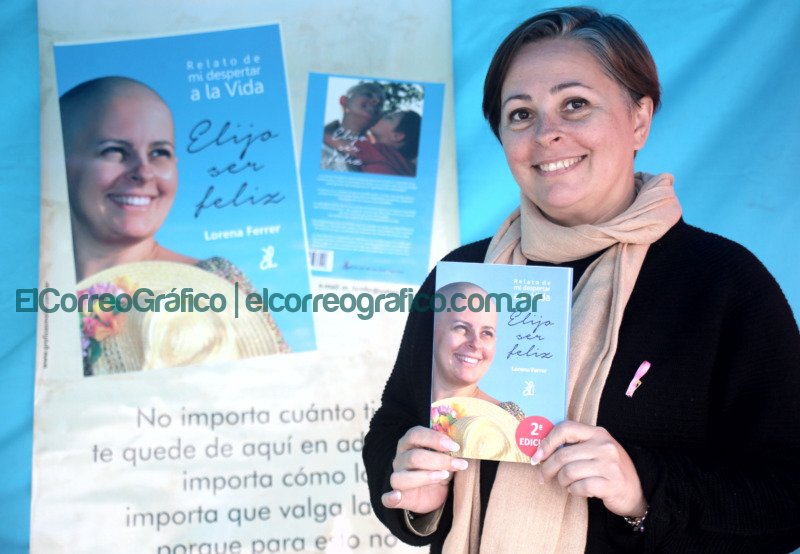 Lazo humano charlas y donacion de cabello en el cierre del Mes de Sensibilizacion sobre el Cancer de Mama 3