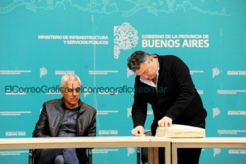 Licitacion de obra de agua potable para Berisso 14