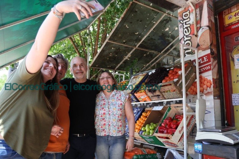 Con eje en seguridad Rodriguez Larreta recorrio la Primera Seccion 3
