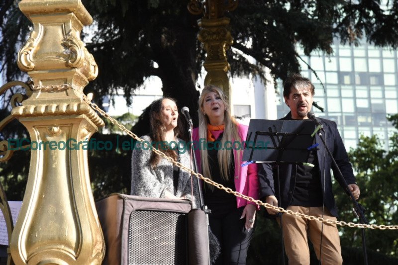La glorieta de Plaza San Martin volvio a brillar junto a vecinos y artistas 3