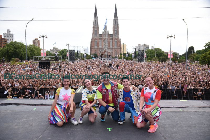 Mas de 250 mil personas durante el cierre de los festejos por el Aniversario de La Plata 10