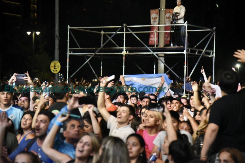 Mas de 250 mil personas durante el cierre de los festejos por el Aniversario de La Plata 25