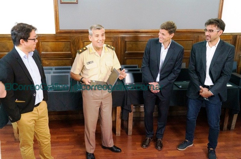 Se instalara un Aula Digital Tecno Robotica en la unica escuela de la Antartida 2