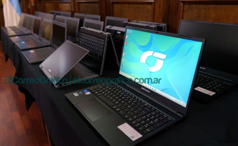 Se instalara un Aula Digital Tecno Robotica en la unica escuela de la Antartida 5