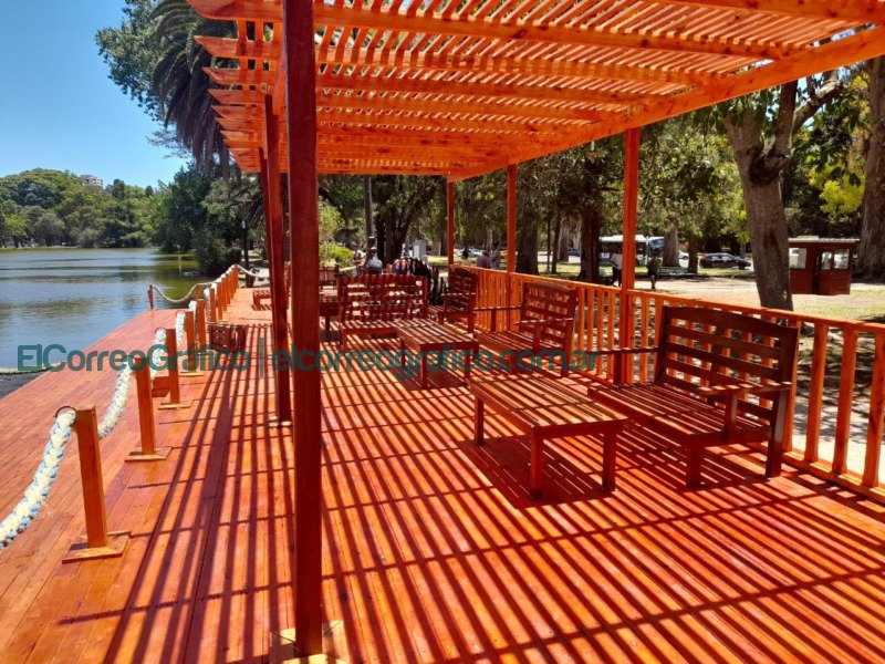 El Paseo del Bosque sumara un novedoso muelle con botes para alquiler 3