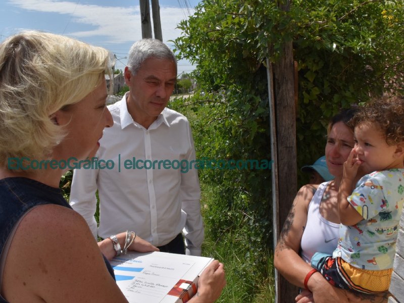El presidente Fernandez es el padrino de un nino de Berisso 4