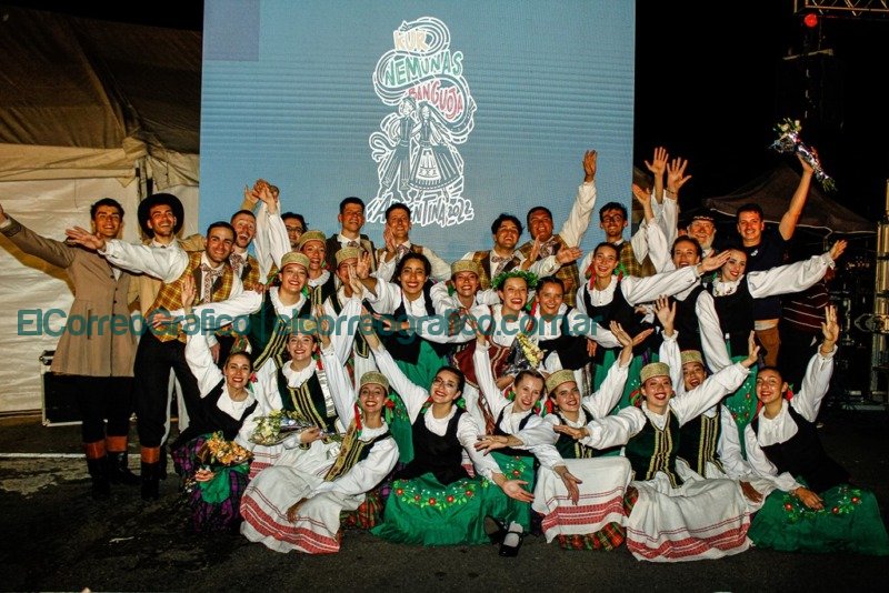 Exitoso Festival Internacional de Danzas Lituanas en Berisso 04