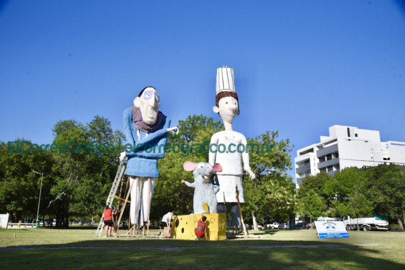 Munecos de fin de ano declararon de Interes Cultural la esquina donde nacio la tradicion 4