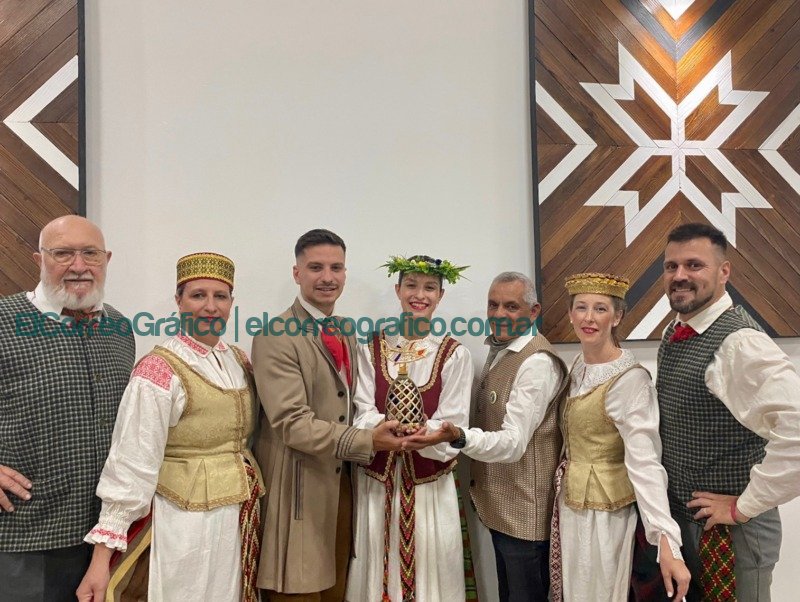 Nemunas reconocido como el mejor Conjunto de Danzas Lituanas del exterior 14