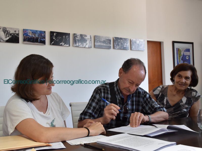 Cesion de tierras a 460 familias del Barrio Villa Arguello 2
