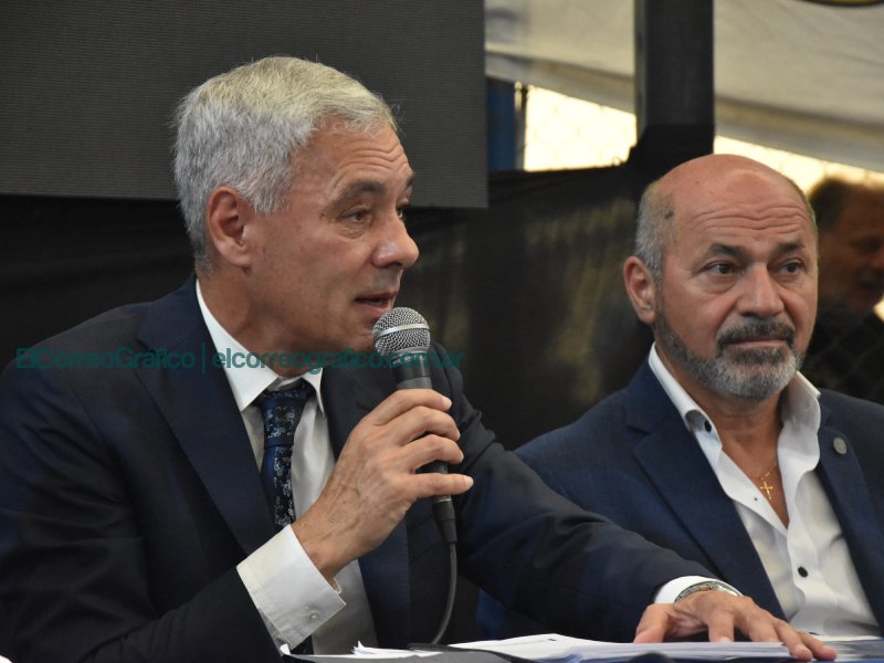 Fabian Cagliardi y sus mismas anteriores promesas en la apertura de sesiones del Concejo Deliberante 2