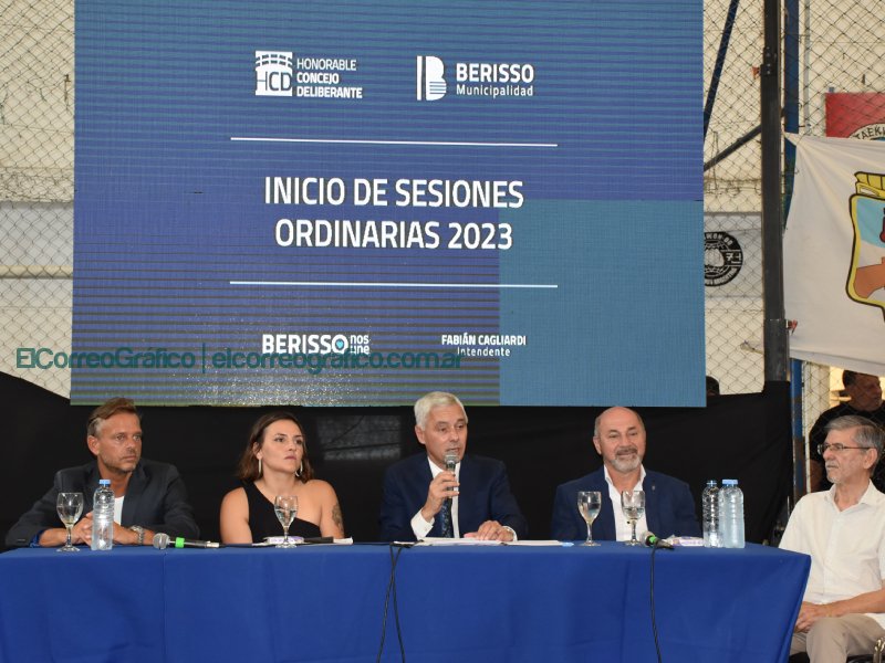 Fabian Cagliardi y sus mismas anteriores promesas en la apertura de sesiones del Concejo Deliberante 3