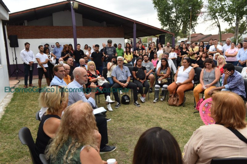 Jullio Garro con Horacio Rodriguez Larreta en La Plata 4
