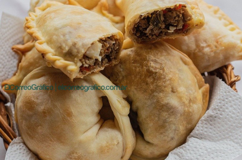 8 de abril Dia Internacional de la Empanada 12