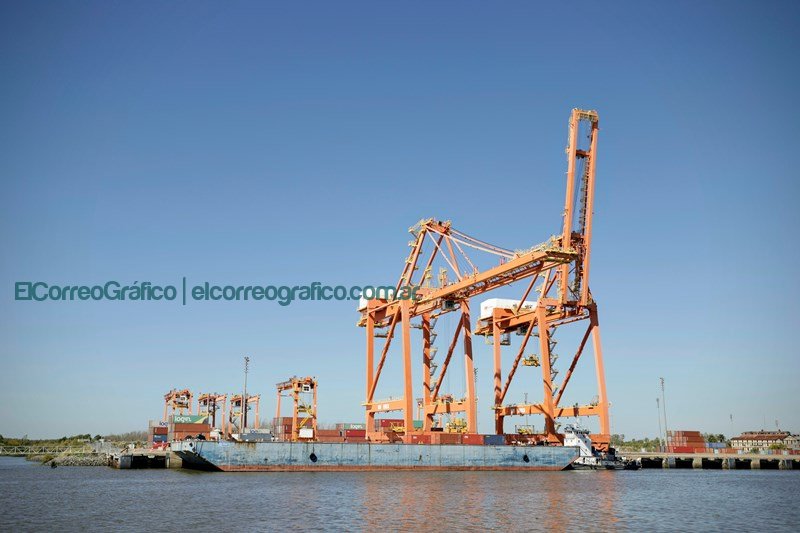 Axel Kicillof y Alberto Fernandez licitaron las obras del Canal Magdalena 1
