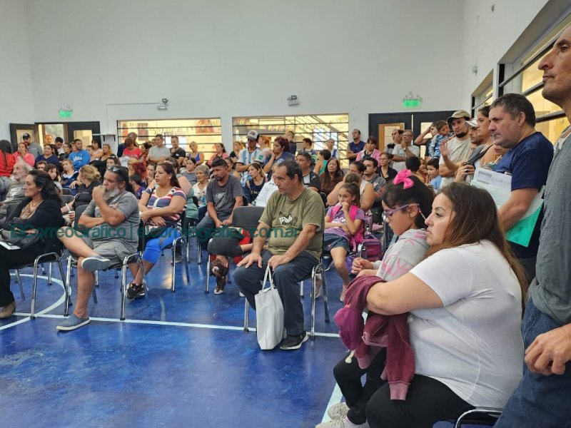 Firmas de Convenio de Cesion en el Barrio El Carmen Berisso 1