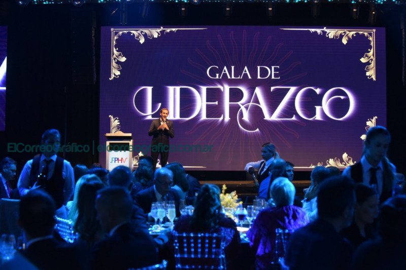 Garro pidió “fomentar la inclusión social a través de la generación de trabajo” 1