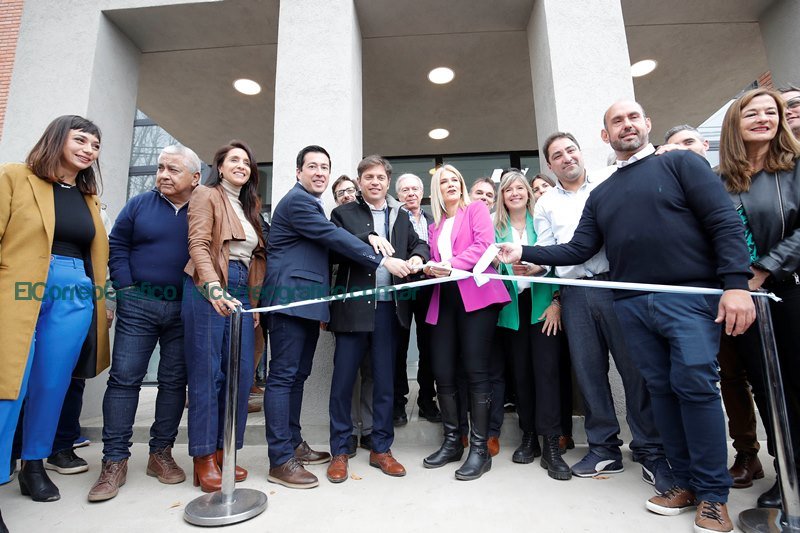 Axel Kicillof inauguró la primera Casa de la Provincia en territorio bonaerense Kicillof inauguró la primera Casa de la Provincia en territorio bonaerense 5