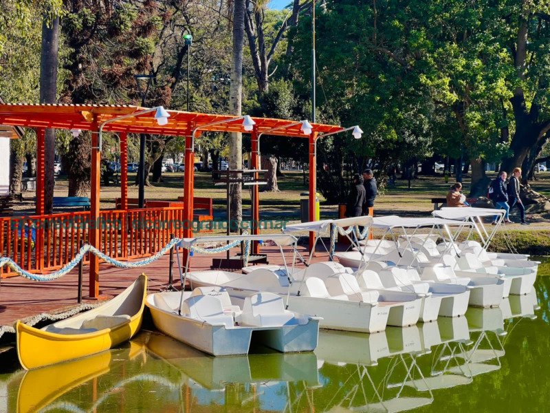 Con la inauguración del muelle, volvieron las embarcaciones al Parque Saavedra Con la inauguración del muelle, volvieron las embarcaciones al Parque Saavedra 2