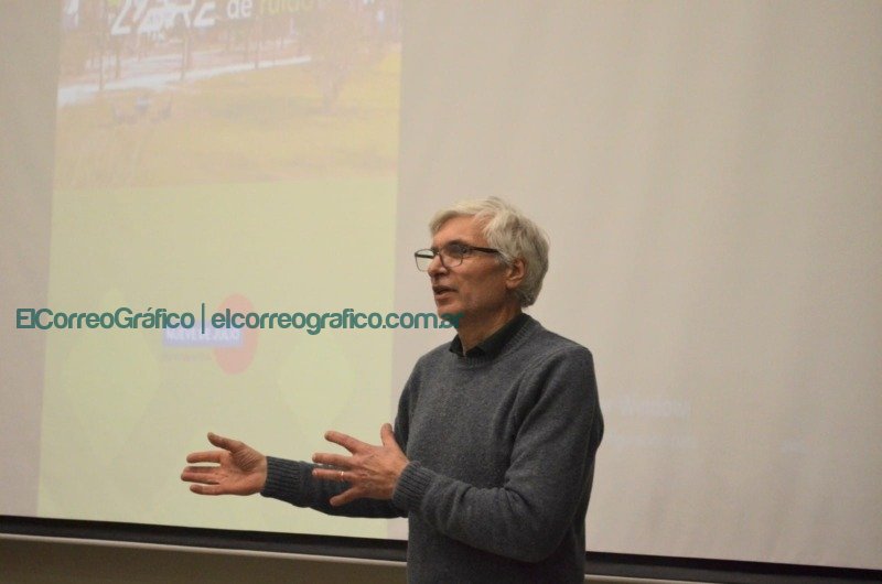 Desarrollo tecnológico nacional impulsado por Ingeniería, El micro eléctrico de la UNLP y Nueve de Julio 5