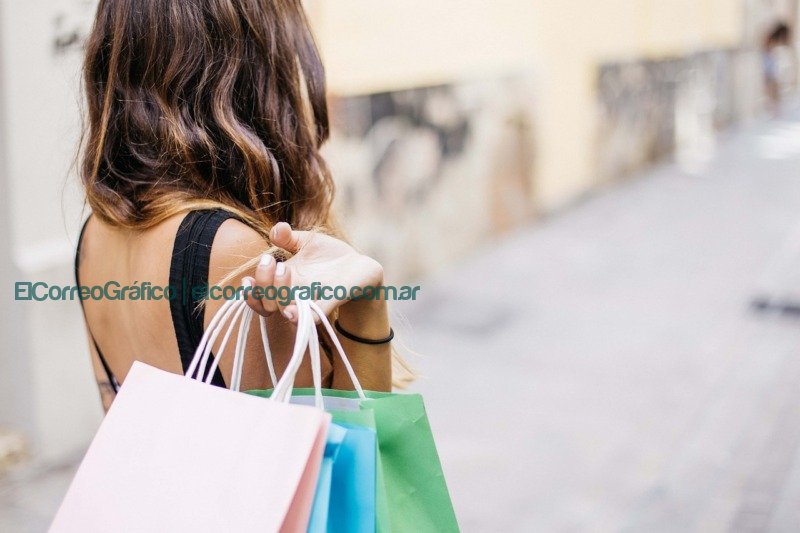 11/11-Día Mundial del Shopping: Evolución y desafíos del Comercio Minorista en Latinoamérica mujer, compras, estilo de vida woman, shopping, lifestyle Día Mundial del Shopping: Evolución y desafíos del Comercio Minorista en Latinoamérica