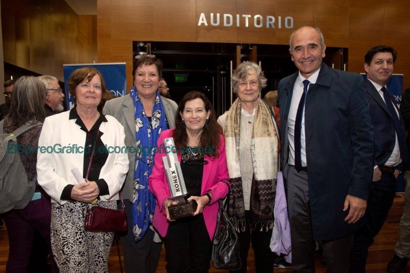 María Cristina Añón, Patricia Arnera, Noemí Zaritzky, María Inés Valla y Martín López Armengol