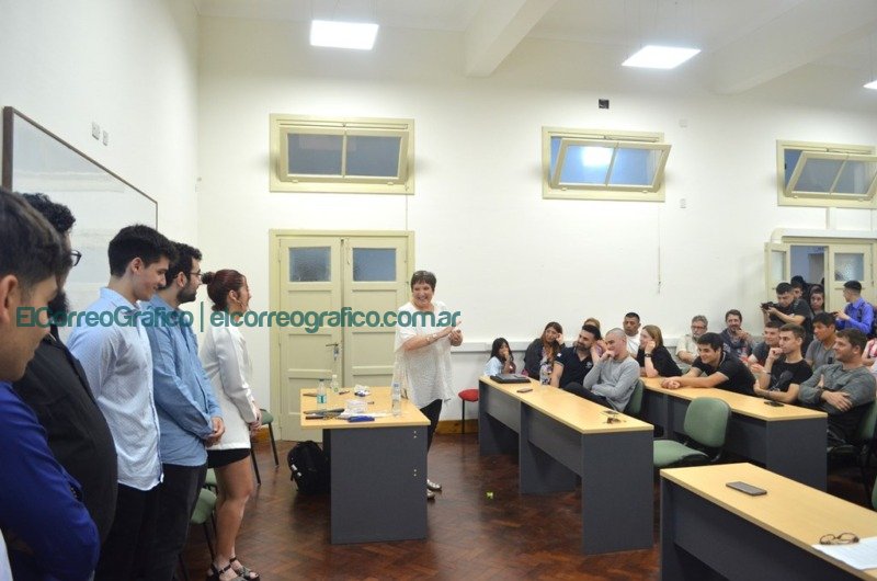 Avance Científico en Energía Eléctrica, Graduación Histórica en la UNLP 2
