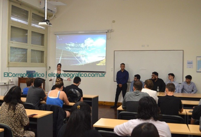 Avance Científico en Energía Eléctrica, Graduación Histórica en la UNLP 4