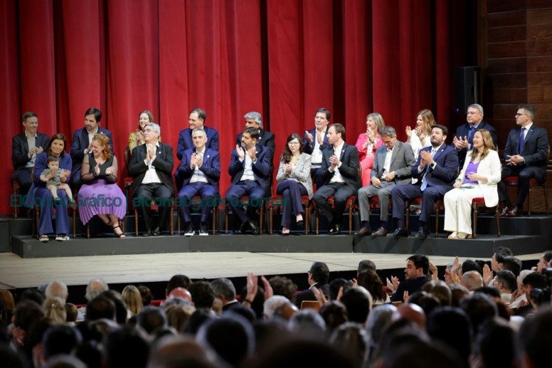 Axel Kicillof renovó su Gabinete, Compromiso y continuidad en la Provincia de Buenos Aires 4