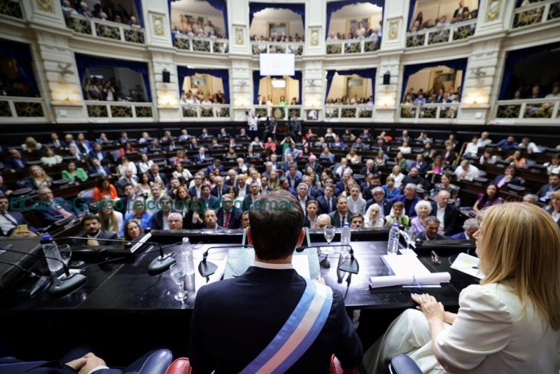 Defendiendo logros y mirando al futuro Axel Kicillof inicia su 2º mandato 04