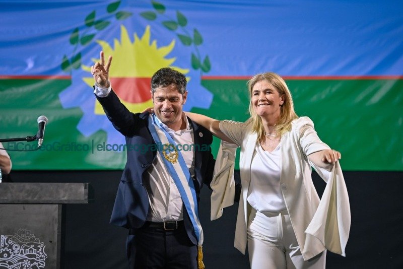 Defendiendo logros y mirando al futuro: Axel Kicillof inicia su 2º mandato Defendiendo logros y mirando al futuro Axel Kicillof inicia su 2º mandato 09