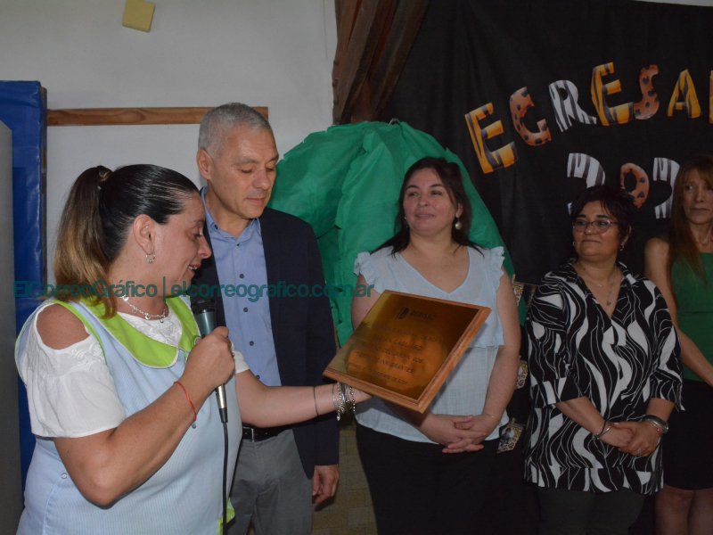 Fabián Cagliardi en el egreso en el Jardín 906 “Berisso, Tierra de Inmigrantes” 1