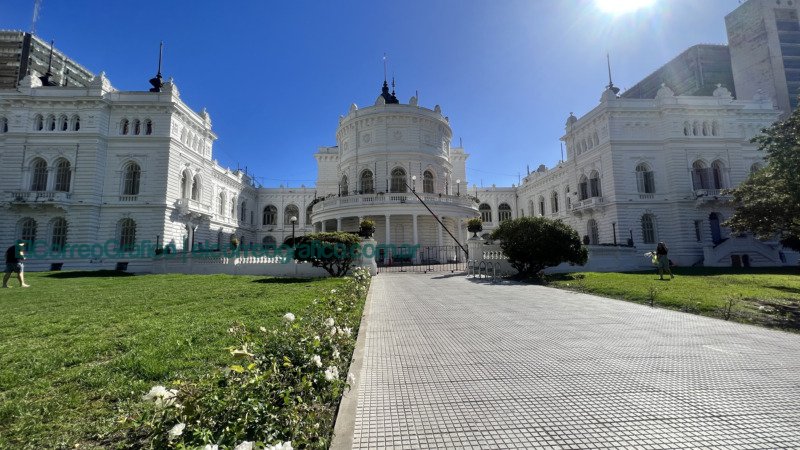 Escándalo administrativo en La Plata Auditoría revela gravísimas iregularidades en la gestión de Julio Garro