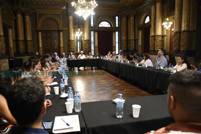La Plata Intendente Alak y movimientos populares K trabajan en un plan conjunto 1