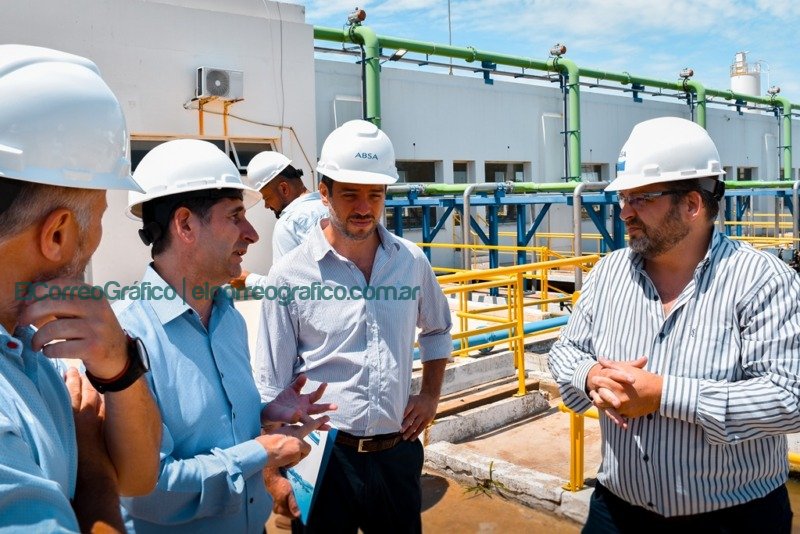 Visita de autoridades de ABSA a Planta Potabilizadora 2